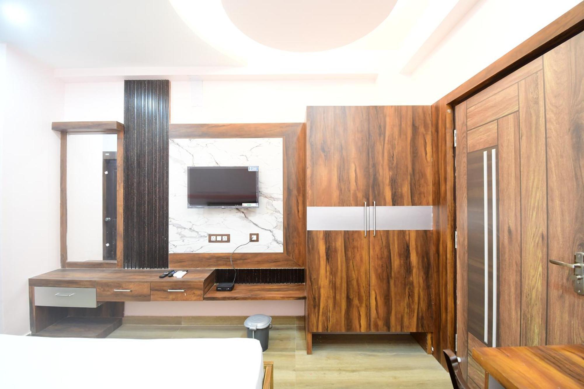 Hotel Sushree International Μπουμπάνεσβαρ Εξωτερικό φωτογραφία